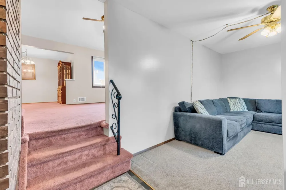 140 Camelot Drive Port Reading, NJ 07064