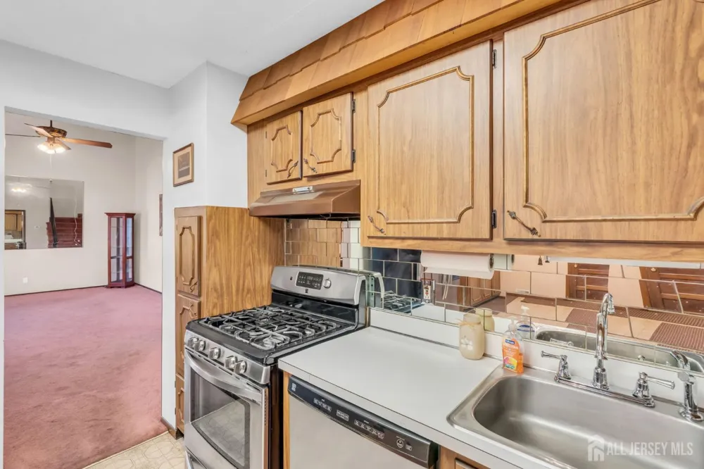 140 Camelot Drive Port Reading, NJ 07064