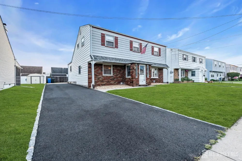 140 Camelot Drive Port Reading, NJ 07064