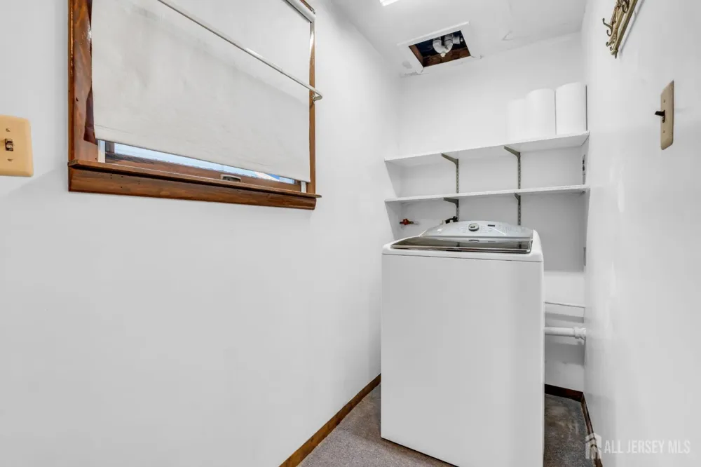 140 Camelot Drive Port Reading, NJ 07064