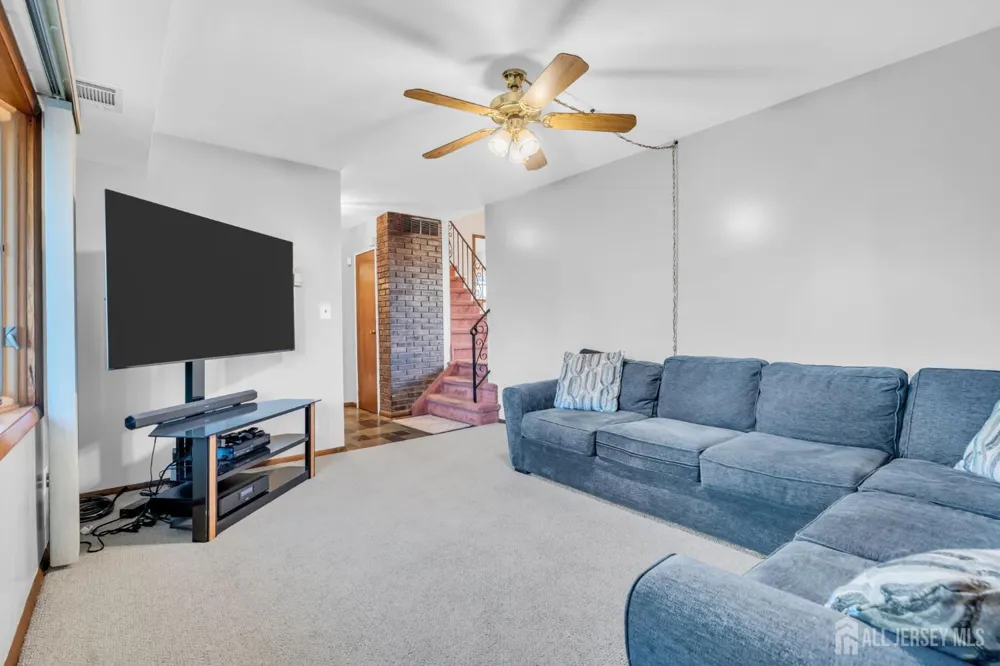 140 Camelot Drive Port Reading, NJ 07064
