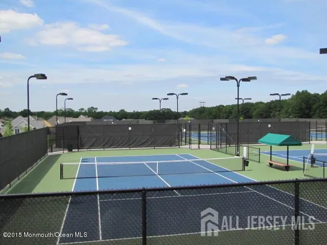 12 Crenshaw Court Monroe, NJ 08831