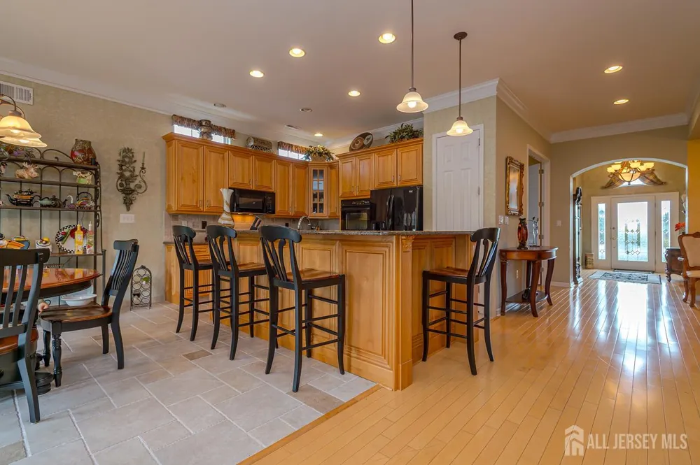 12 Crenshaw Court Monroe, NJ 08831
