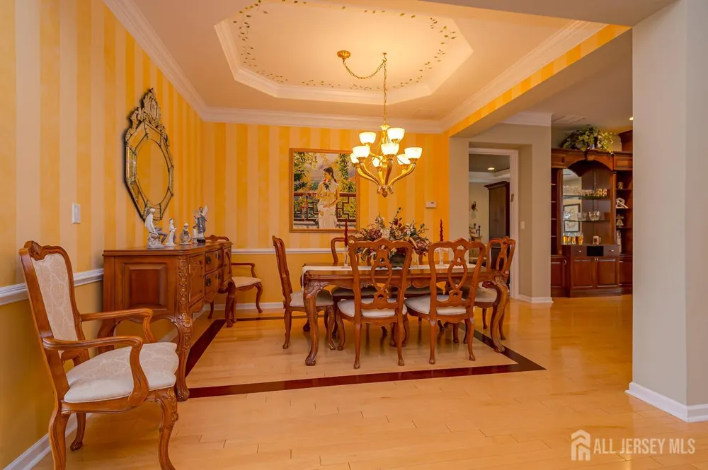 12 Crenshaw Court Monroe, NJ 08831