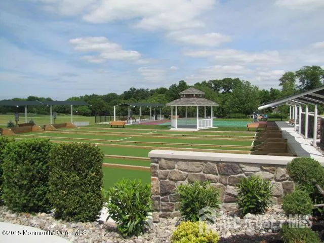 12 Crenshaw Court Monroe, NJ 08831