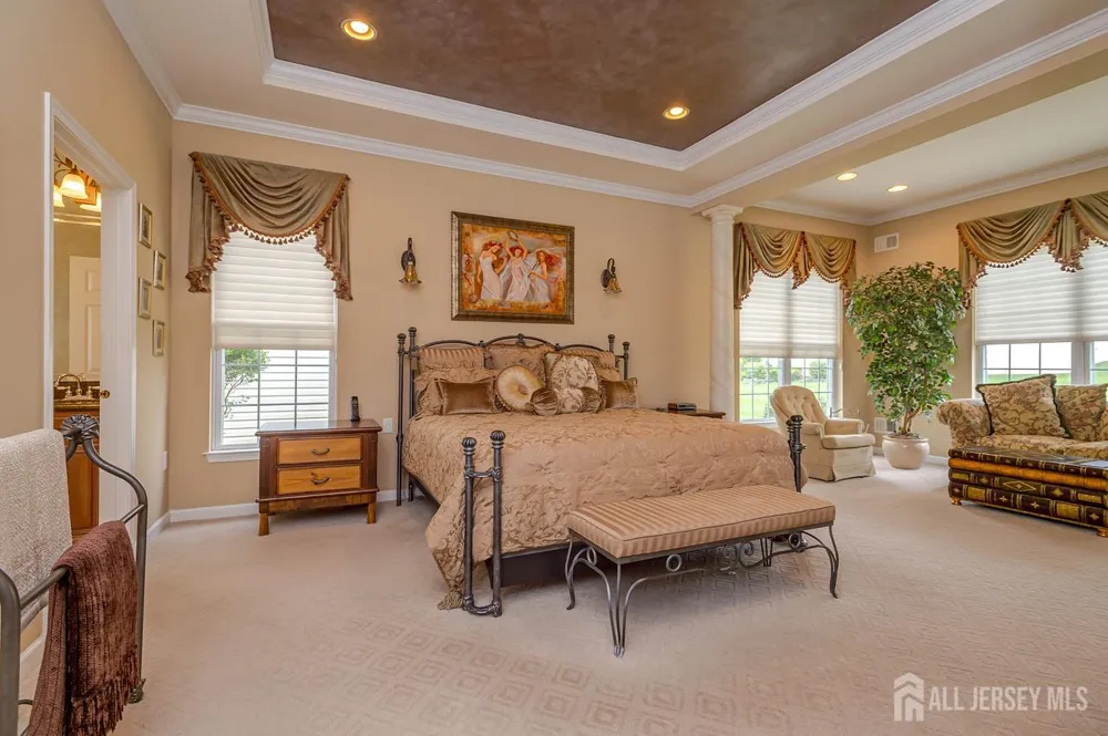 12 Crenshaw Court Monroe, NJ 08831