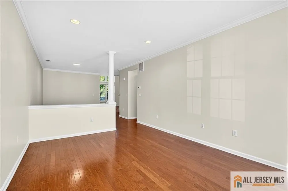 68 Osprey Drive Old Bridge, NJ 08857
