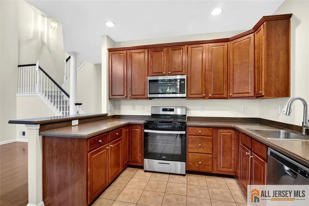 68 Osprey Drive Old Bridge, NJ 08857