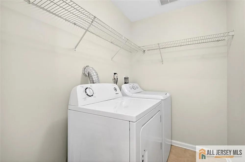 68 Osprey Drive Old Bridge, NJ 08857