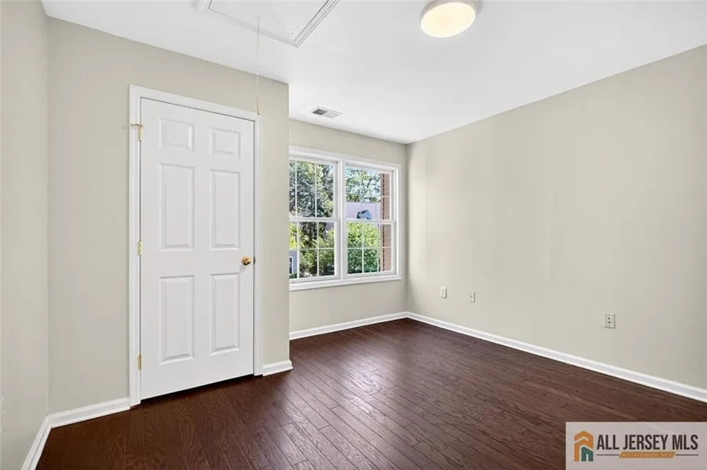 68 Osprey Drive Old Bridge, NJ 08857