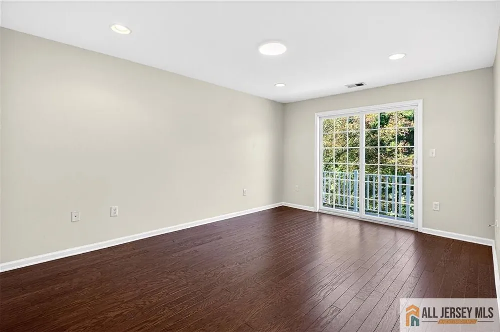 68 Osprey Drive Old Bridge, NJ 08857
