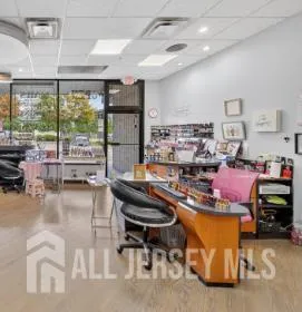1147 Inman Avenue Edison, NJ 08820