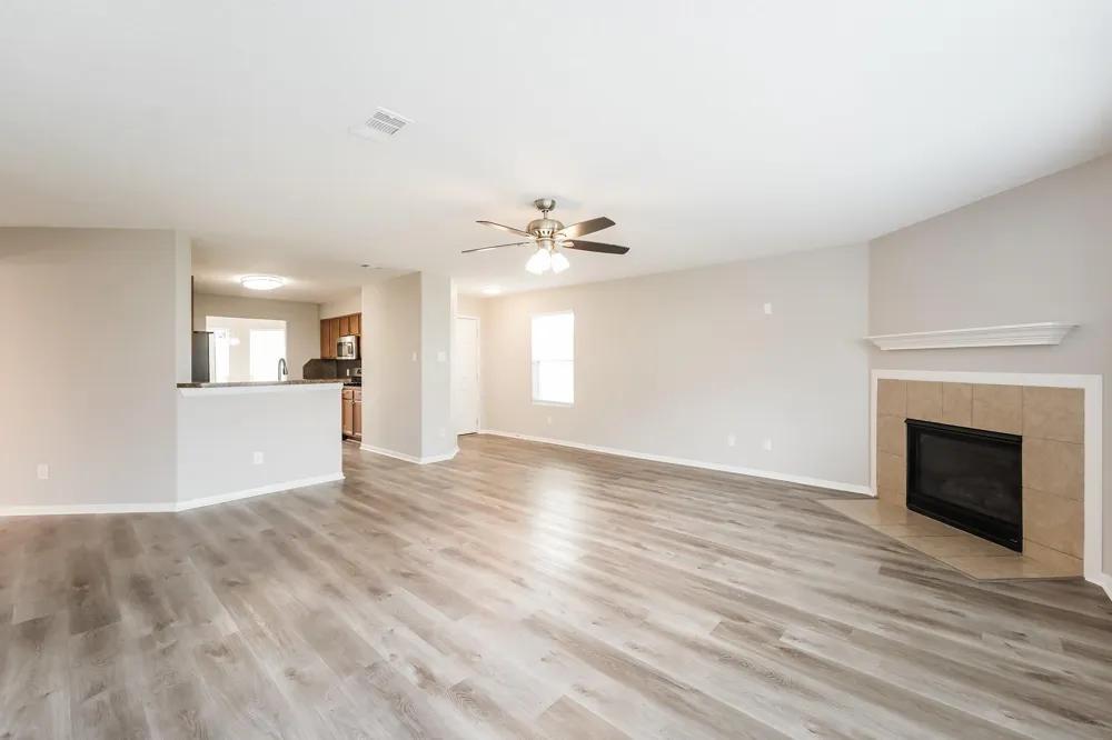 9816 Lace Flower Way Conroe, TX 77385