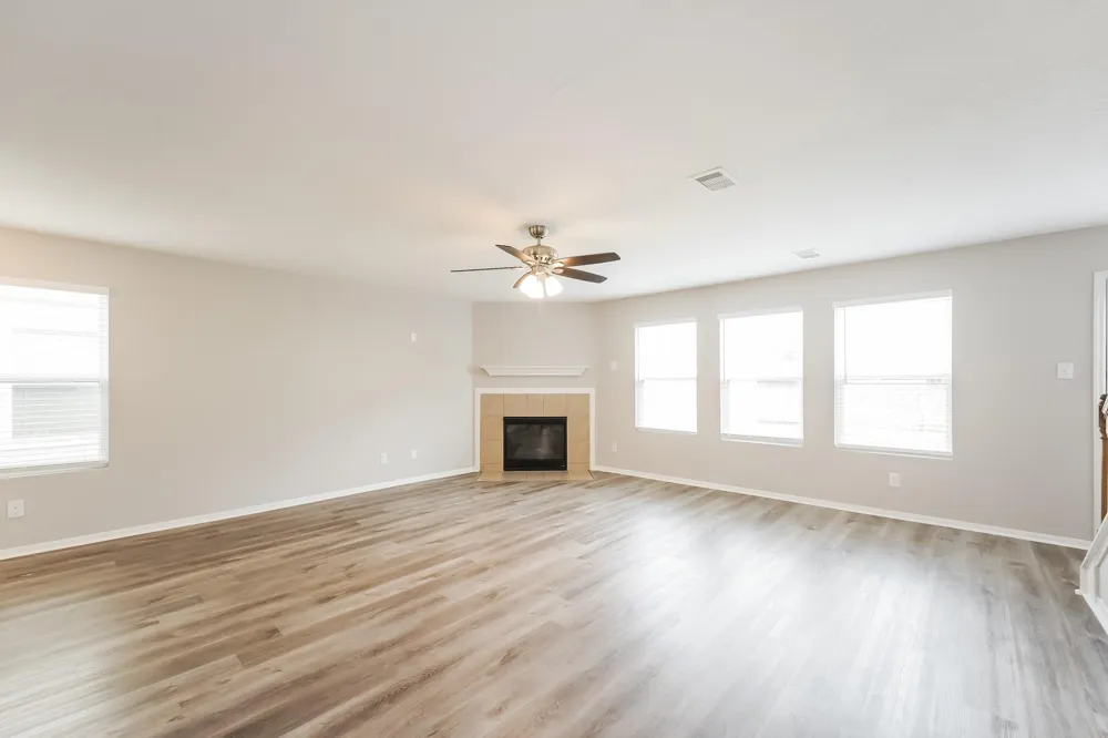 9816 Lace Flower Way Conroe, TX 77385