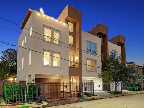 2022 Converse Street