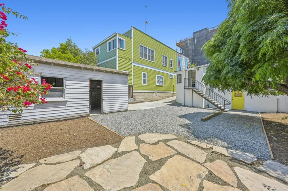 1936 Broadway San Diego, CA 92102