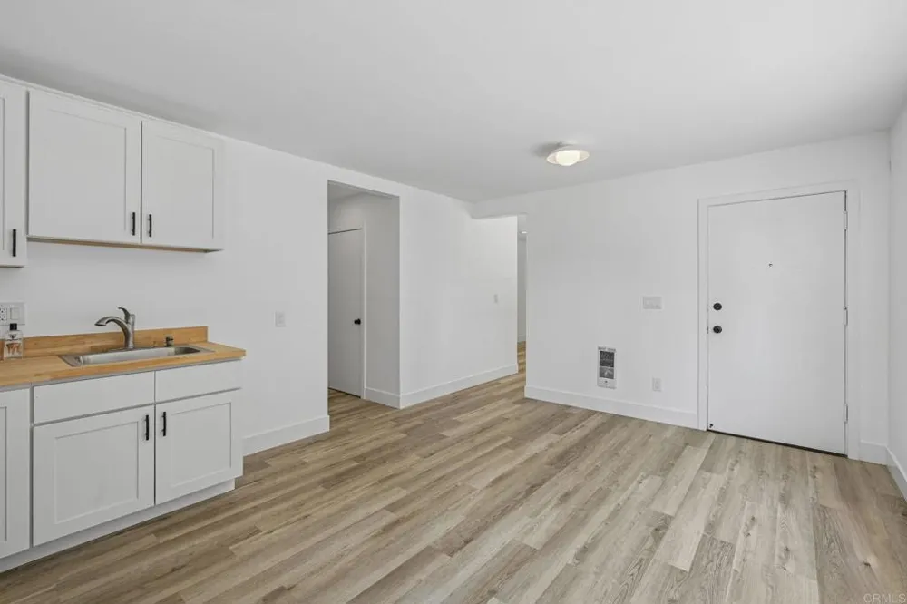 1936 Broadway San Diego, CA 92102