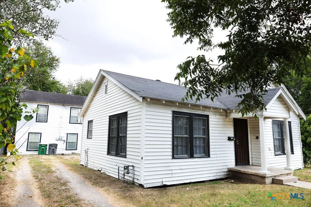 506 Krause Street Victoria, TX 77901