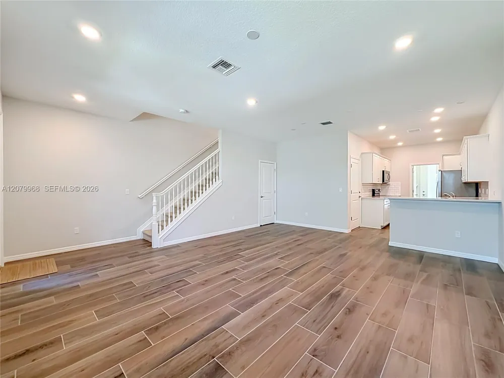 1040 Eucalyptus Dr #2 Hollywood, FL 33021