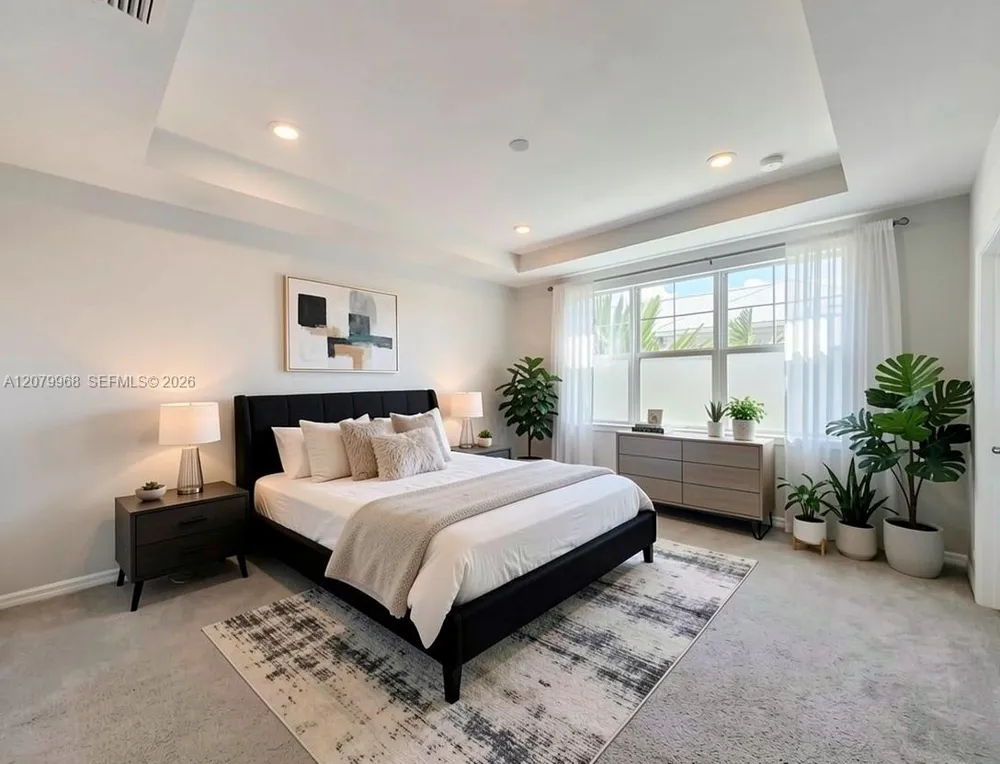 1040 Eucalyptus Dr #2 Hollywood, FL 33021