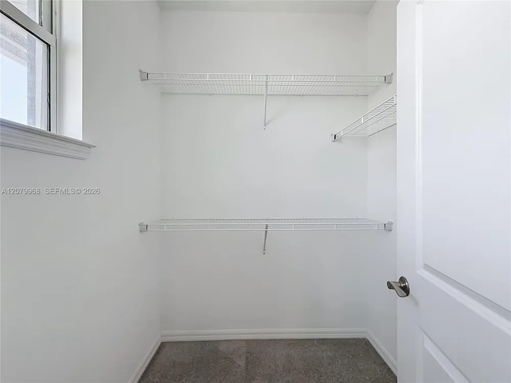 1040 Eucalyptus Dr #2 Hollywood, FL 33021