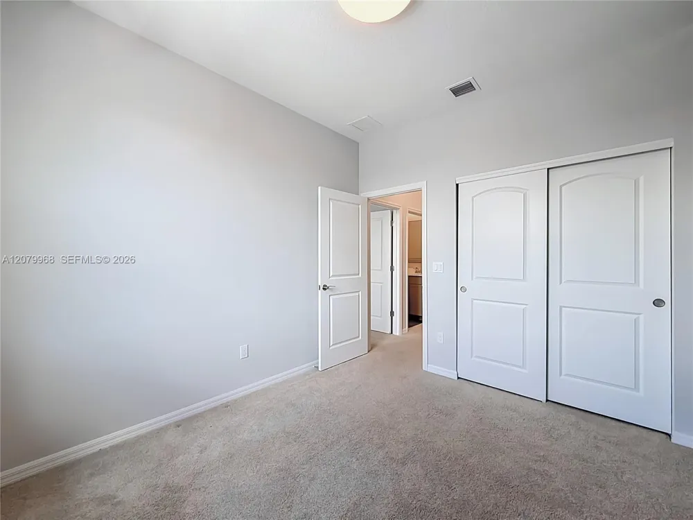 1040 Eucalyptus Dr #2 Hollywood, FL 33021