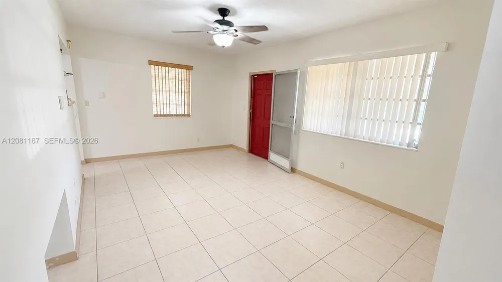 7800 SW 34th Ter Miami, FL 33155