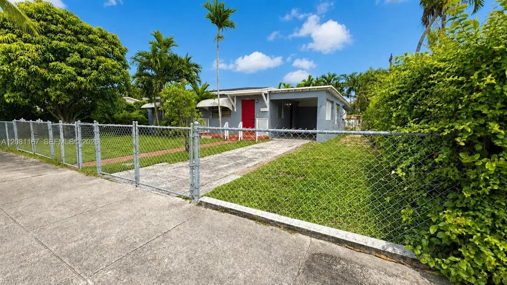 7800 SW 34th Ter Miami, FL 33155