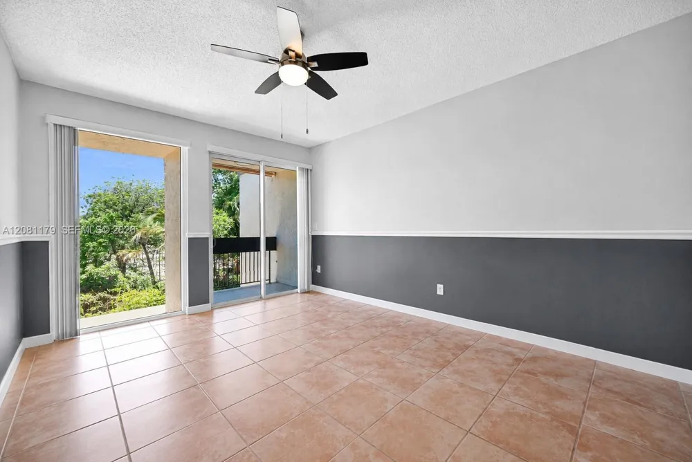 9133 Fontainebleau Blvd #5 Miami, FL 33172