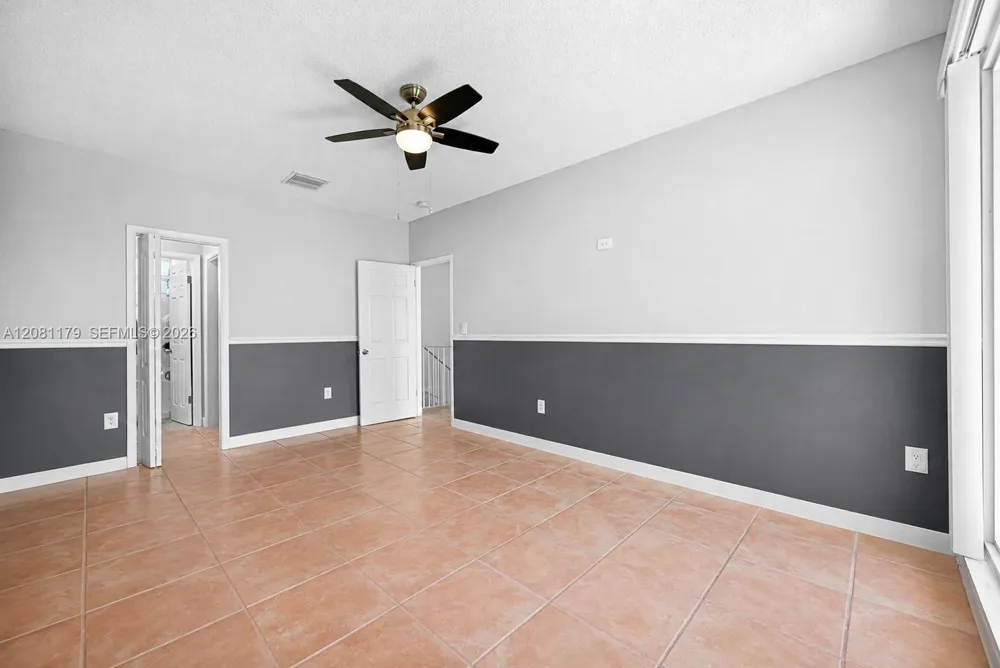 9133 Fontainebleau Blvd #5 Miami, FL 33172