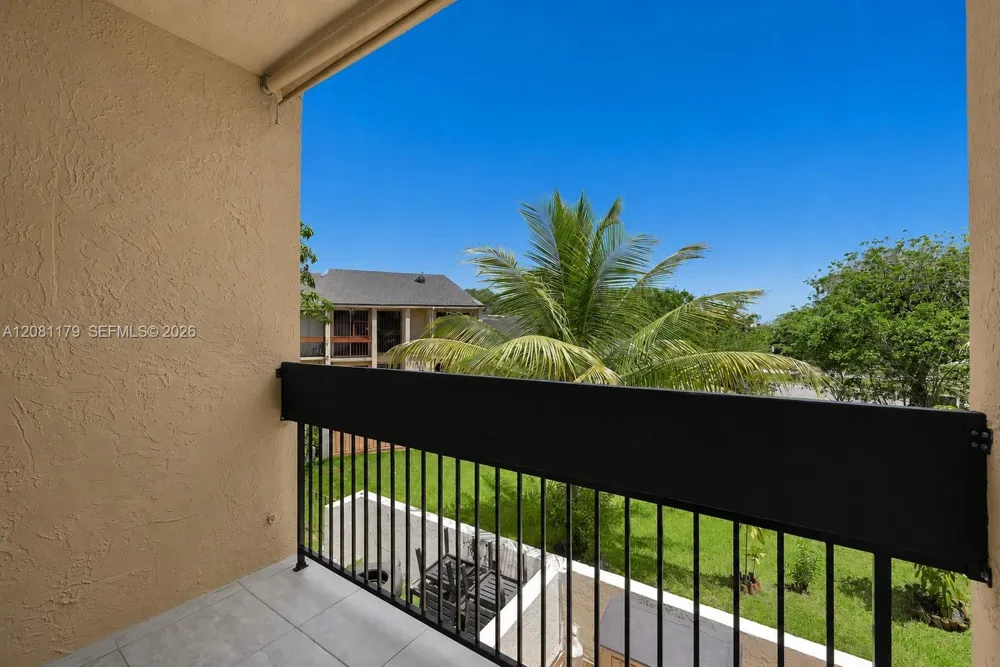 9133 Fontainebleau Blvd #5 Miami, FL 33172