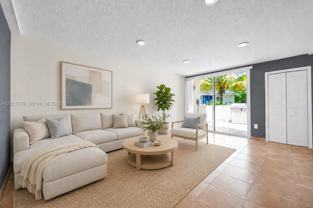 9133 Fontainebleau Blvd #5 Miami, FL 33172