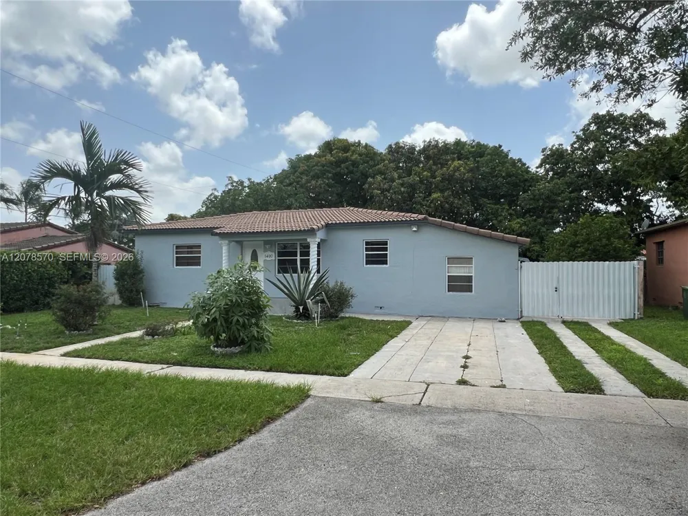 5490 W 2nd Ave Hialeah, FL 33012