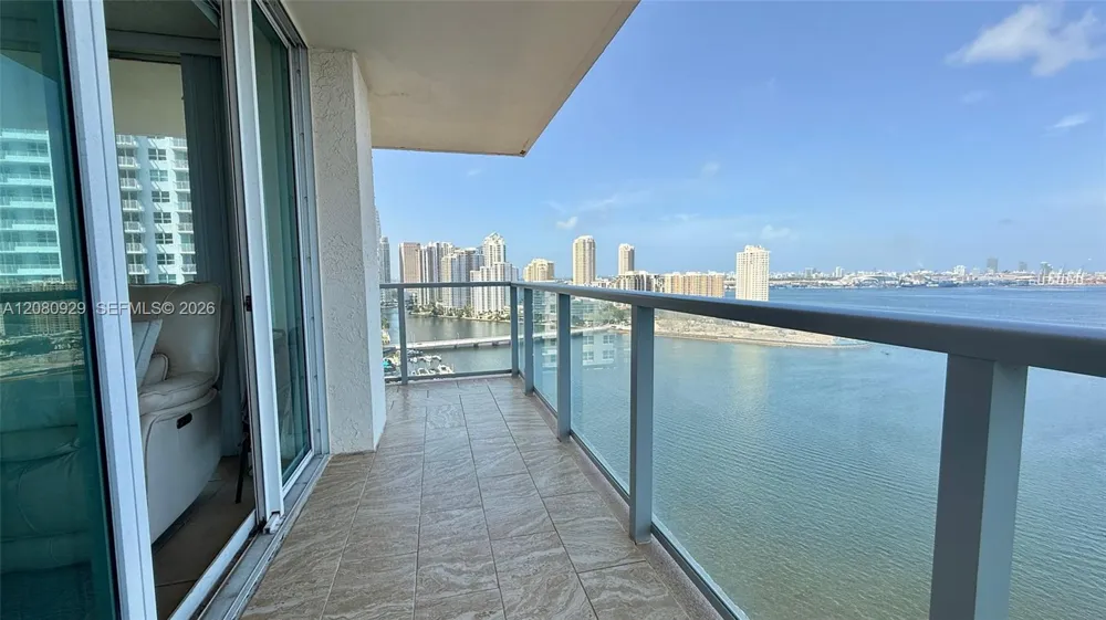 1155 Brickell Bay Dr #2310 Miami, FL 33131