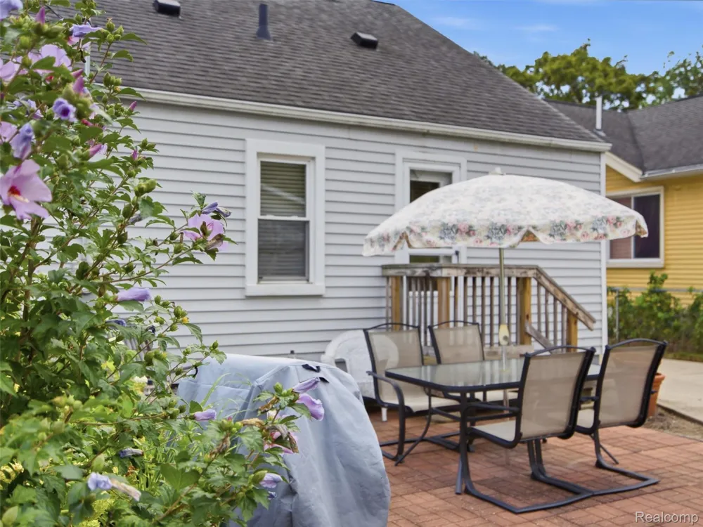 475 E Marshall Street Ferndale City, MI 48220