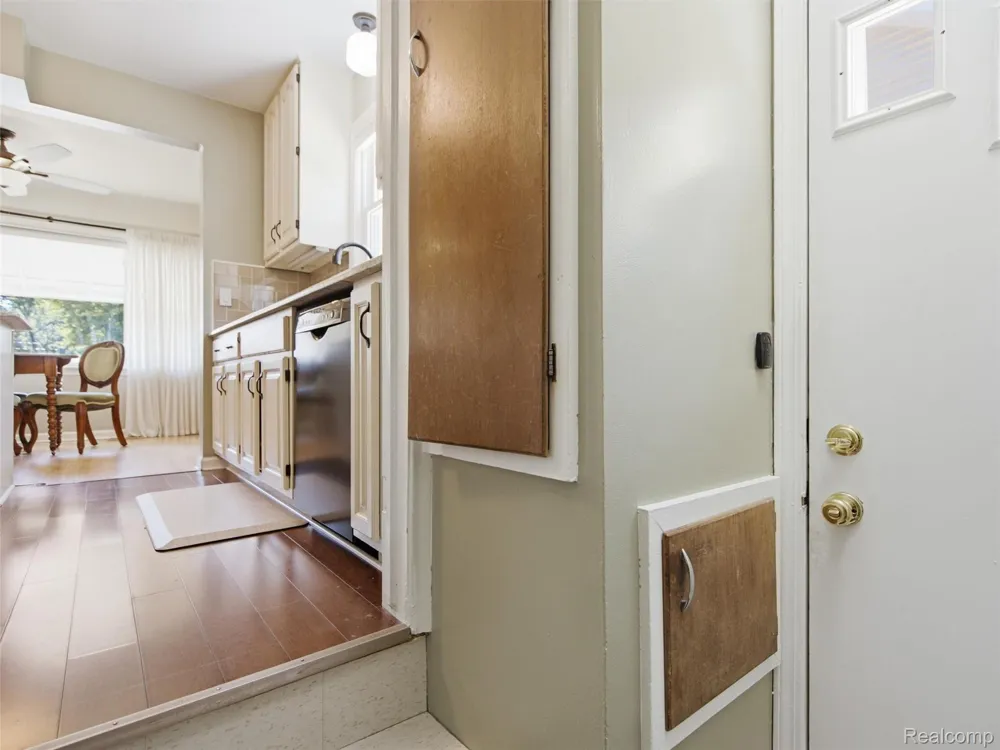 475 E Marshall Street Ferndale City, MI 48220