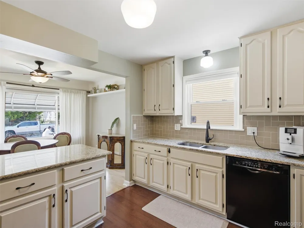 475 E Marshall Street Ferndale City, MI 48220