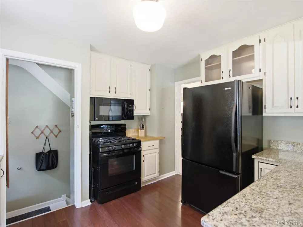 475 E Marshall Street Ferndale City, MI 48220