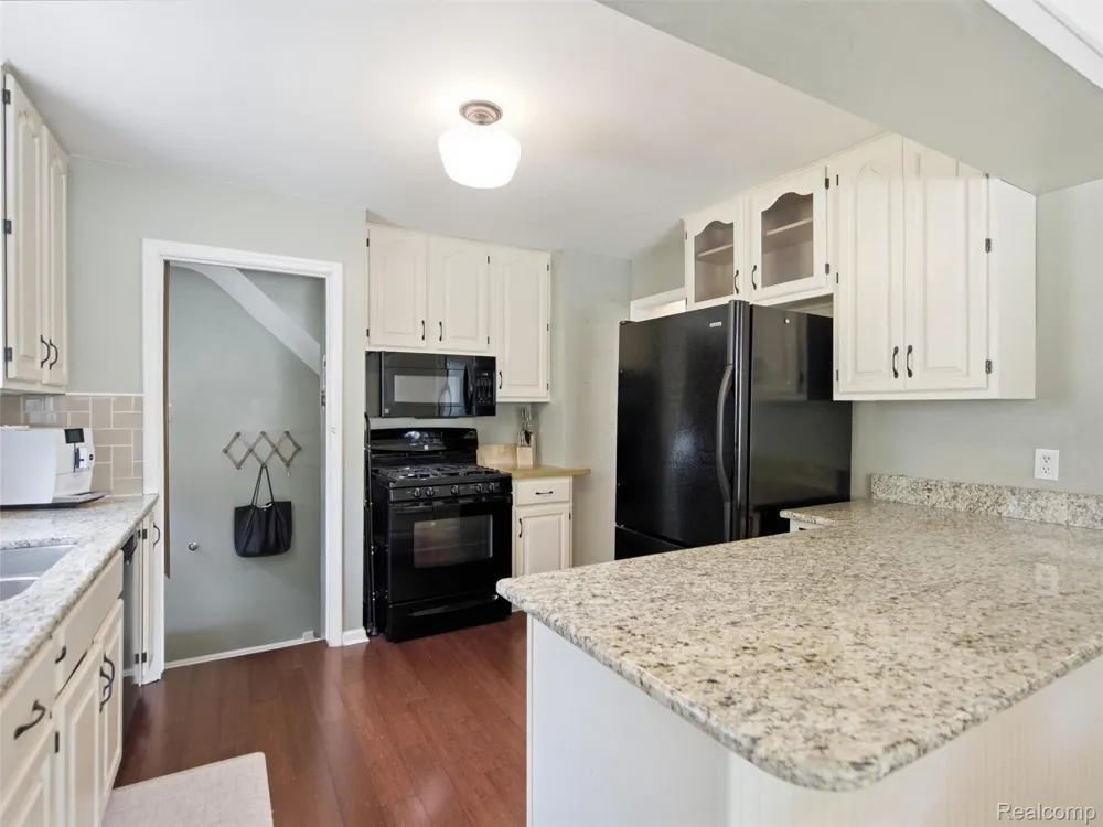 475 E Marshall Street Ferndale City, MI 48220