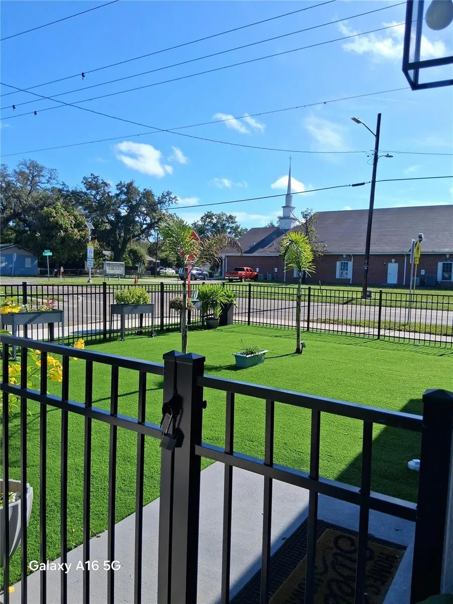 3219 E EMMA STREET Tampa, FL 33610