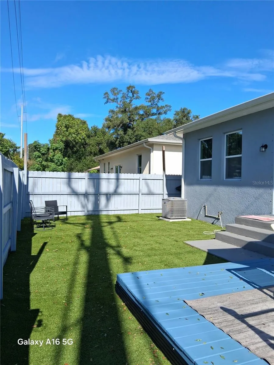 3219 E EMMA STREET Tampa, FL 33610