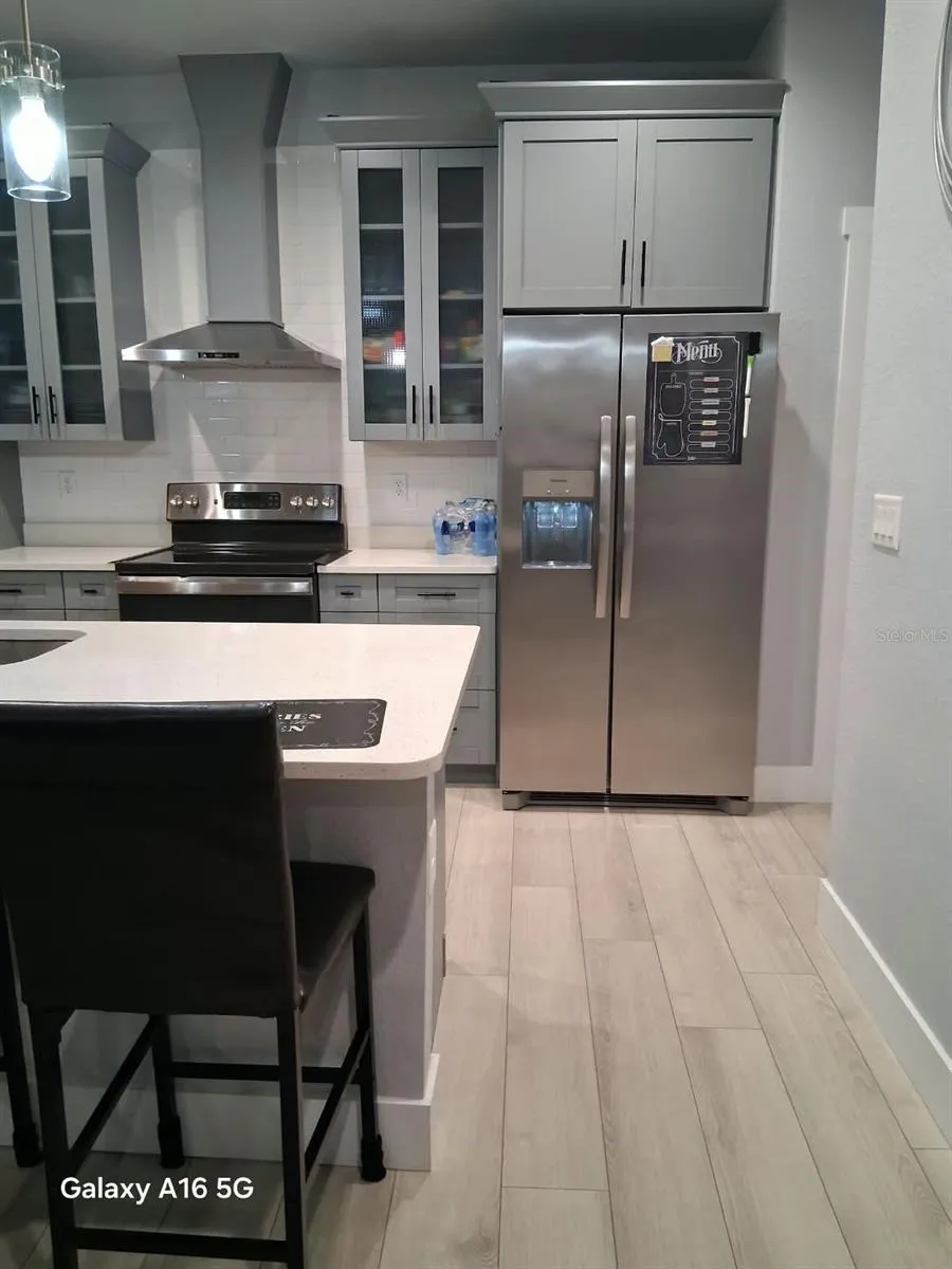 3219 E EMMA STREET Tampa, FL 33610