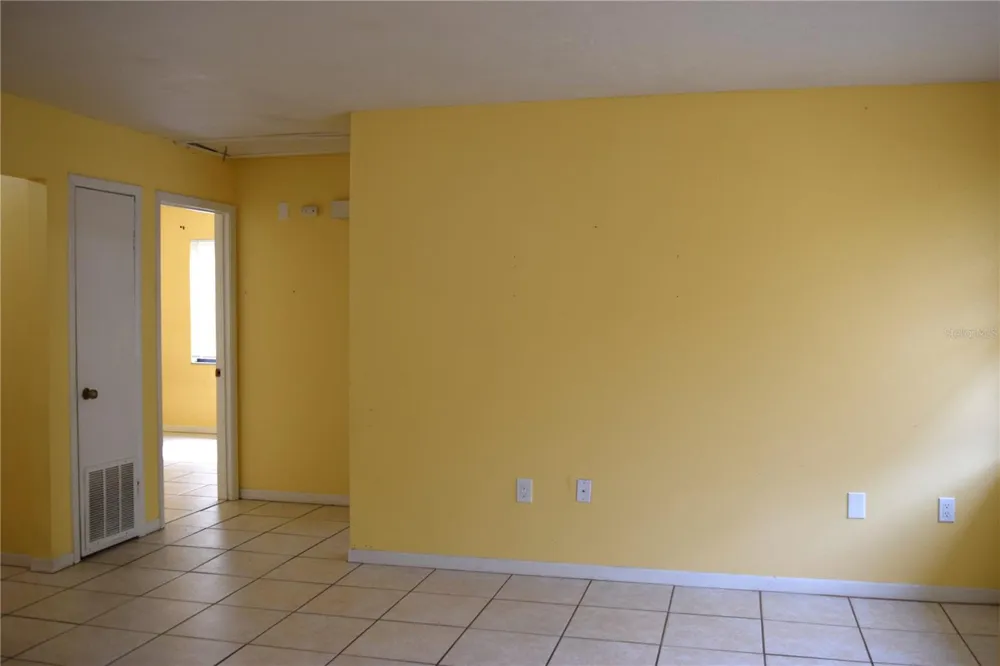 7423 SW 42ND PL #2 Gainesville, FL 32608