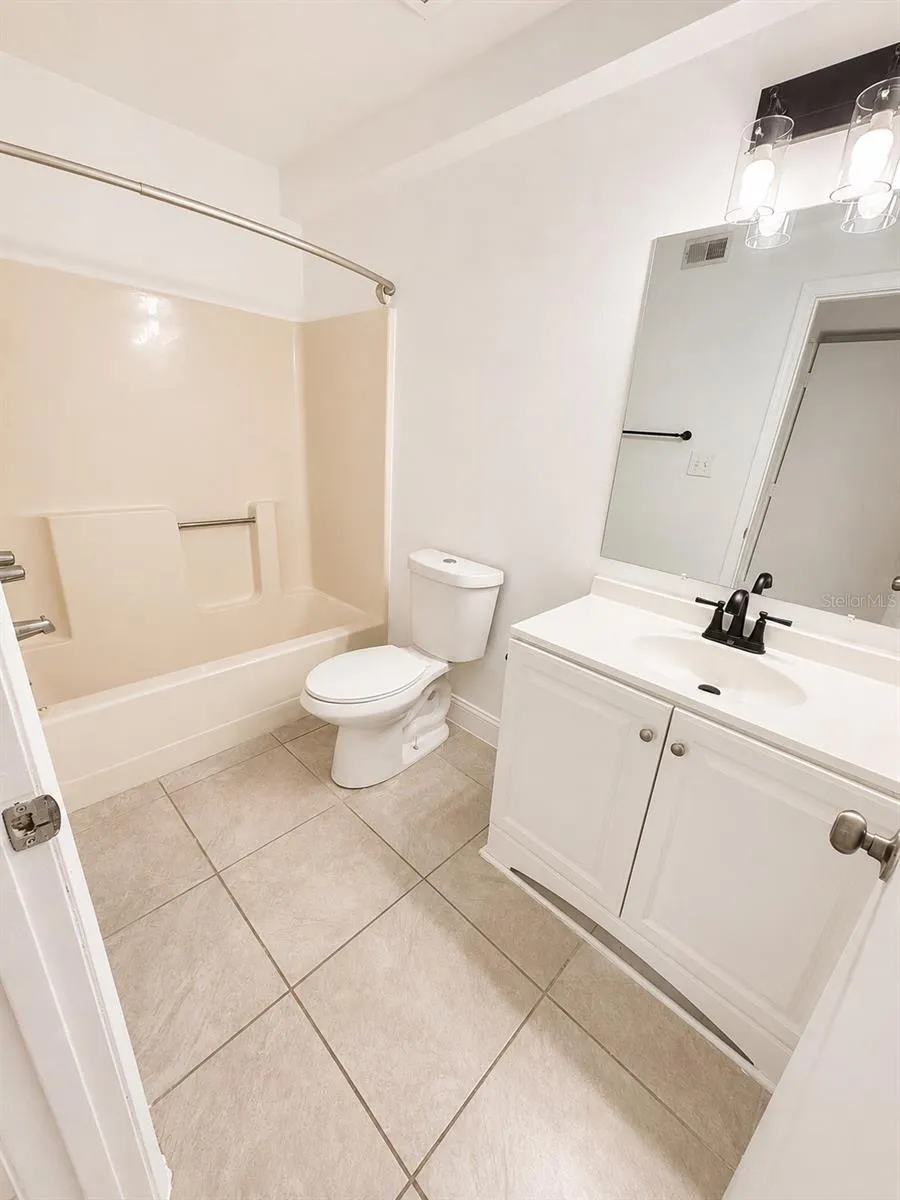 1183-1183 BENTLEY ROAD #4 Leesburg, FL 34748