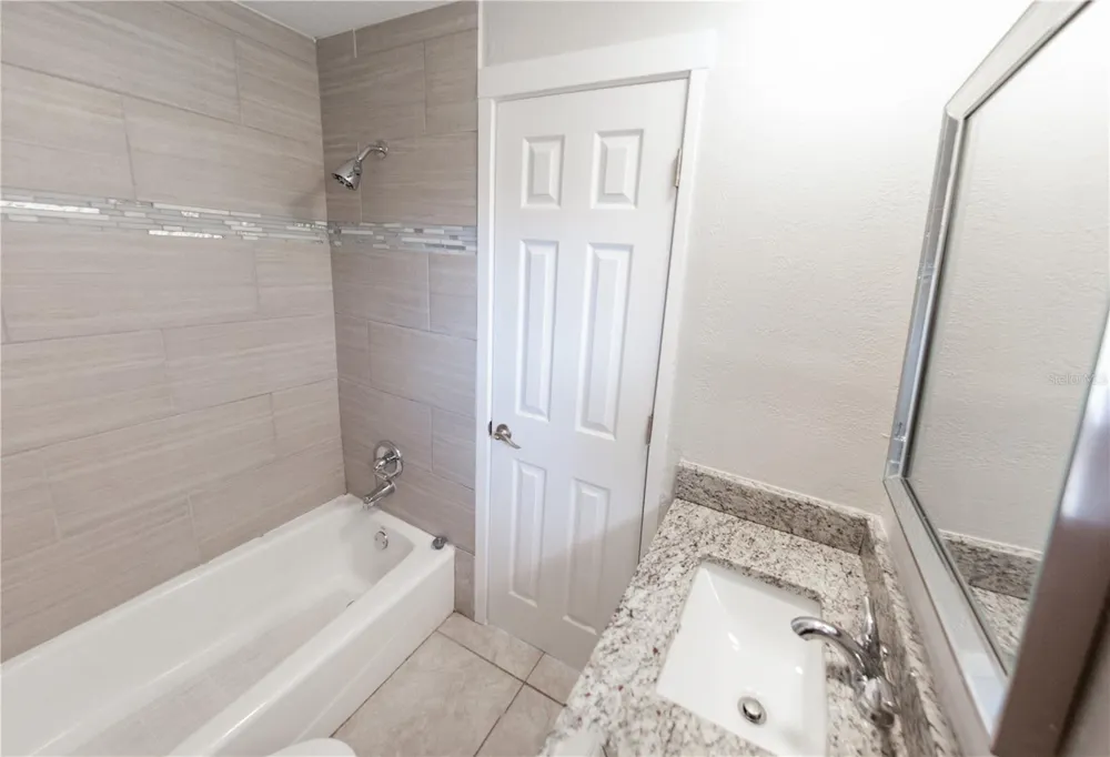 4710 W PRICE AVENUE Tampa, FL 33606