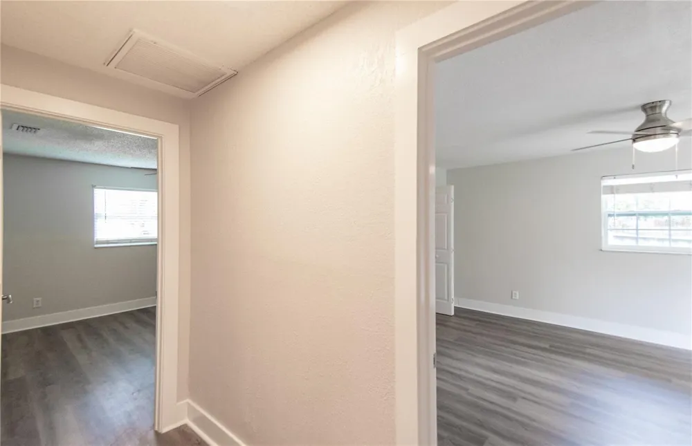 4710 W PRICE AVENUE Tampa, FL 33606
