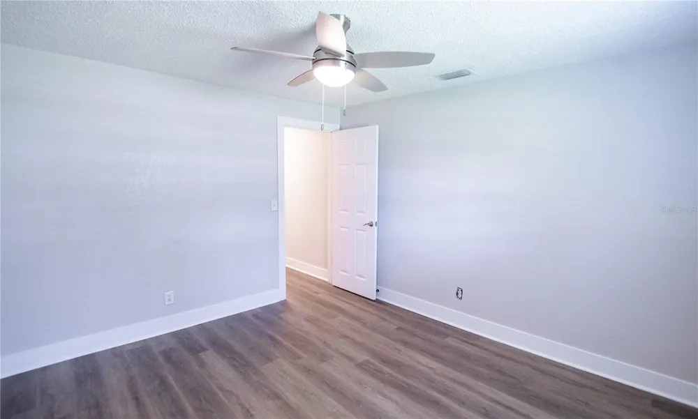 4710 W PRICE AVENUE Tampa, FL 33606
