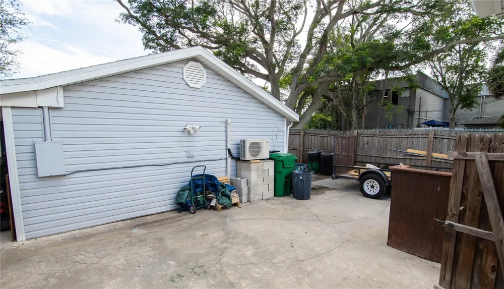 4710 W PRICE AVENUE Tampa, FL 33606