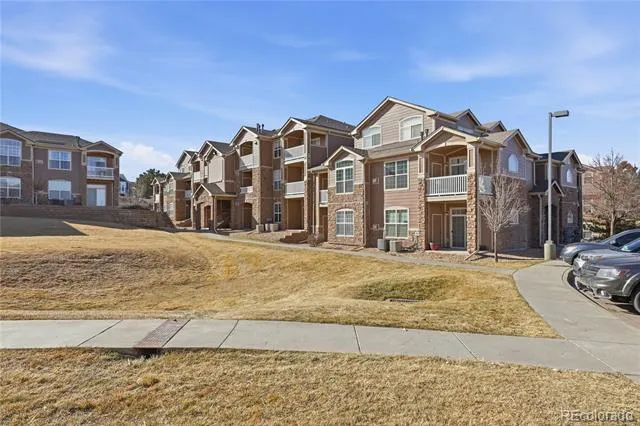 7440 S Blackhawk Street #14-305 Englewood, CO 80112