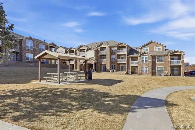 7440 S Blackhawk Street #14-305 Englewood, CO 80112
